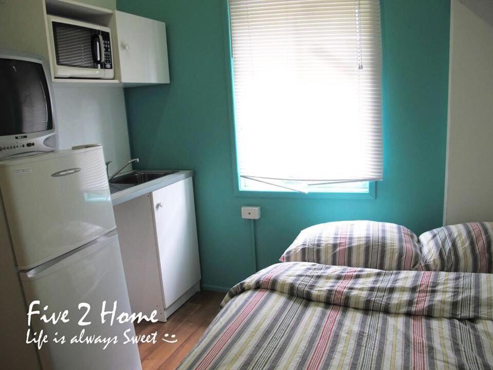 Five 2 Home Backpacker บริสเบน ภายนอก รูปภาพ